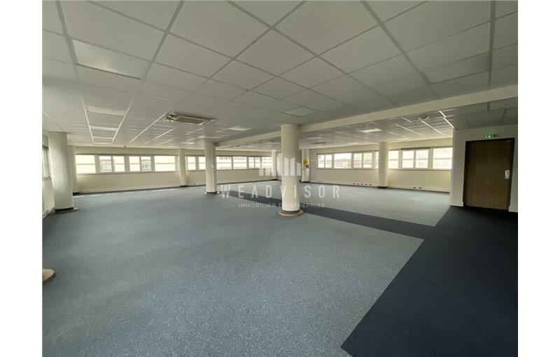 Vente de bureau de 232 m² à Le Mans - 72000 photo - 1