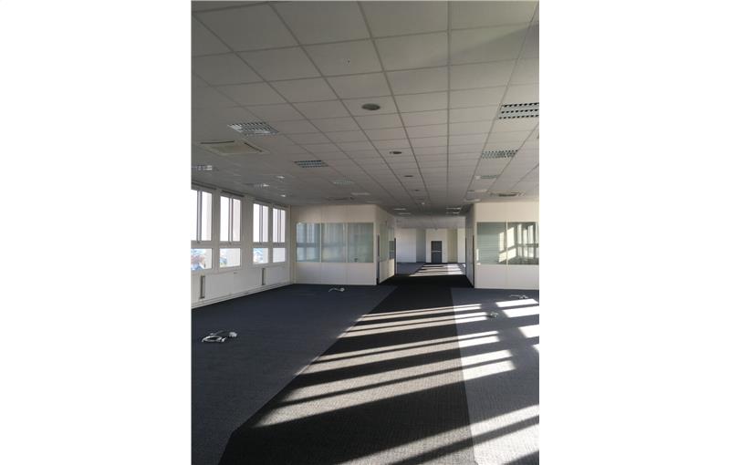 Vente de bureau de 500 m² à Limoges - 87000 photo - 1