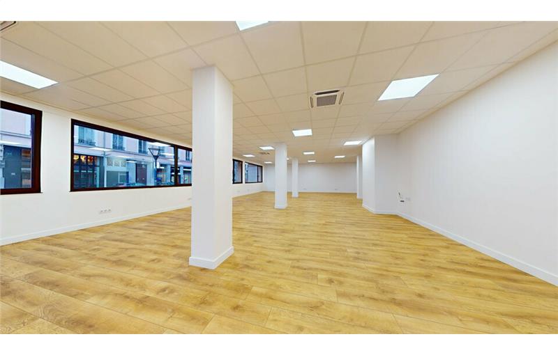 Vente de bureau de 295 m² à Lyon 6 - 69006 photo - 1