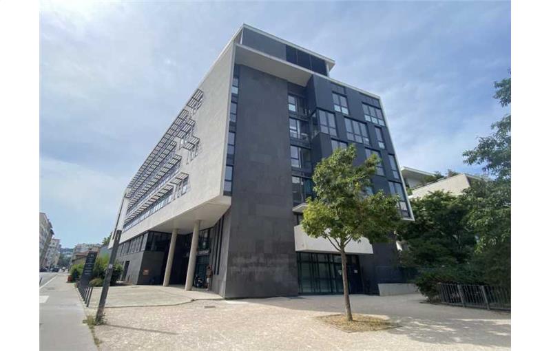 Vente de bureau de 763 m² à Lyon 7 - 69007 photo - 1