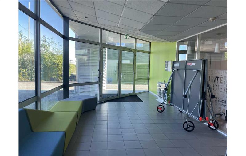 Vente de bureau de 682 m² à Mérignac - 33700 photo - 1