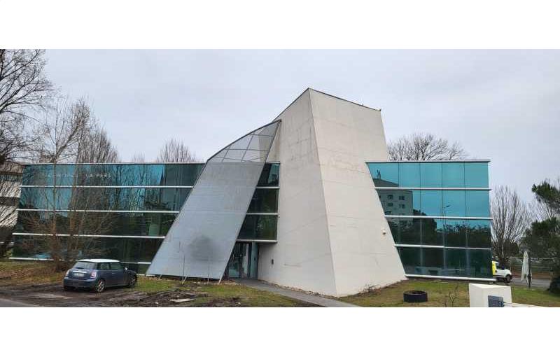 Vente de bureau de 850 m² à Mérignac - 33700 photo - 1