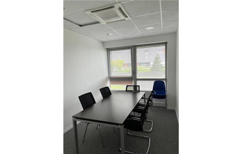 Vente de bureau de 228 m² à Mulhouse - 68100 photo - 1