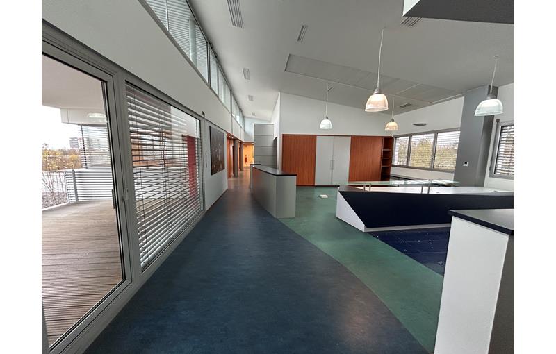 Vente de bureau de 503 m² à Mulhouse - 68100 photo - 1