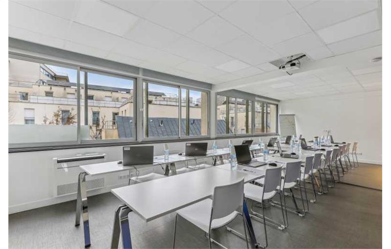 Vente de bureau de 75 m² à Paris 13 - 75013 photo - 1