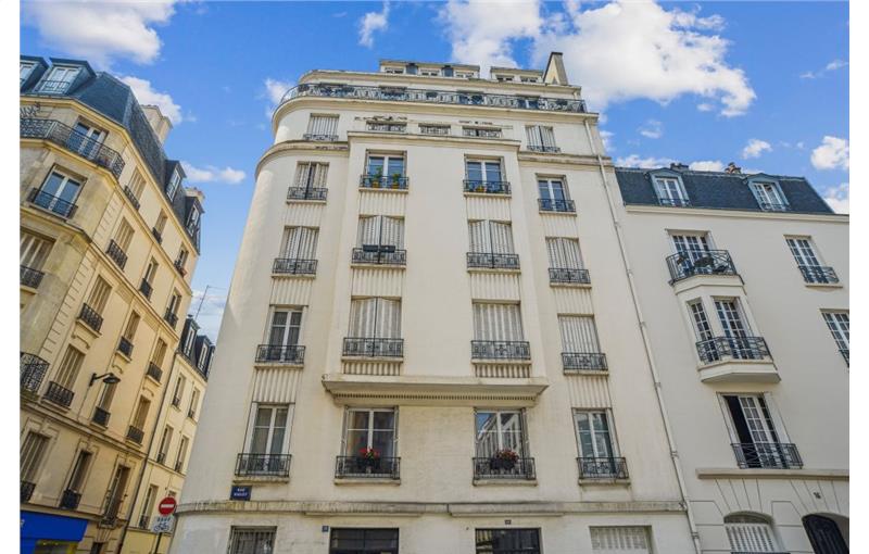 Vente de bureau de 409 m² à Paris 15 - 75015 photo - 1