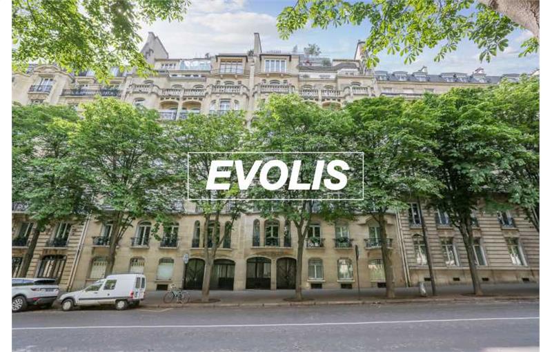 Vente de bureau de 303 m² à Paris 16 - 75016 photo - 1