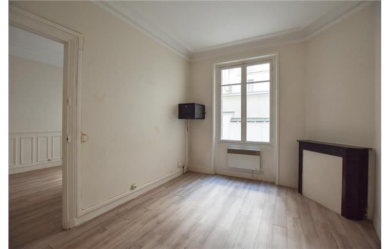 Vente de bureau de 44 m² à Paris 17 - 75017 photo - 1