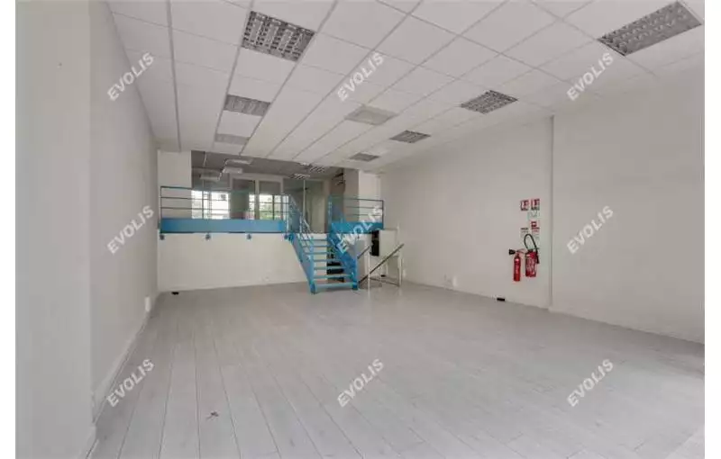 Vente de bureau de 157 m² à Paris 19 - 75019