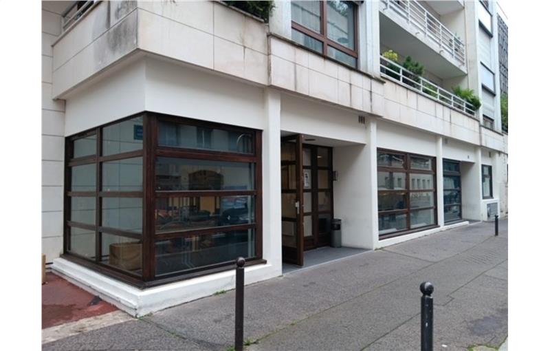 Vente de bureau de 217 m² à Paris 20 - 75020 photo - 1