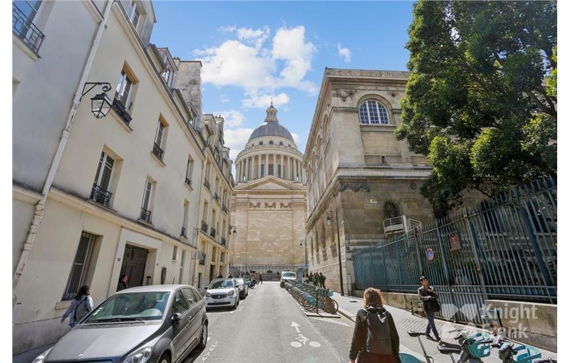 Bureau en vente de 654 m² à Paris 5 - 75005 photo - 1