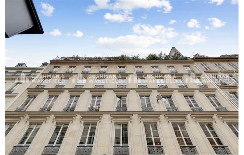 Vente de bureau de 129 m² à Paris 9 - 75009 photo - 1