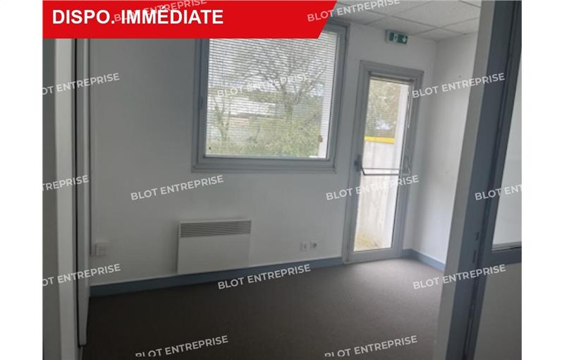 Vente de bureau de 260 m² à Quimper - 29000 photo - 1