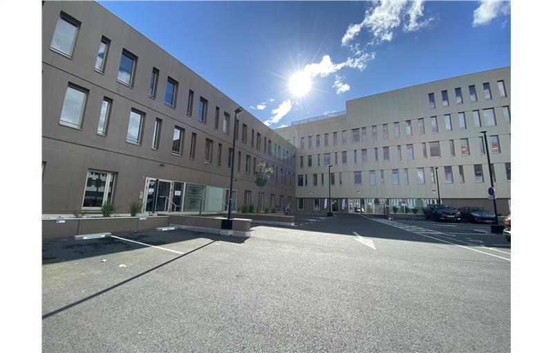 Vente de bureau de 373 m² à Rennes - 35000 photo - 1