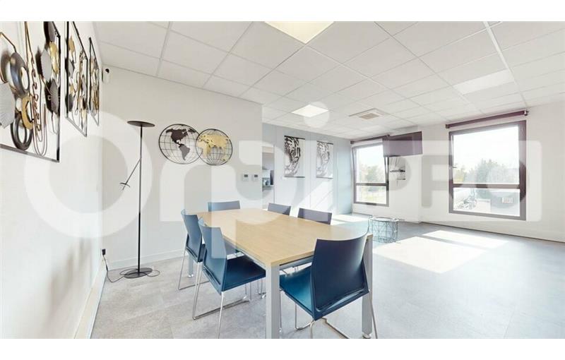 Vente de bureau de 147 m² à Saint-André-de-Corcy - 01390 photo - 1