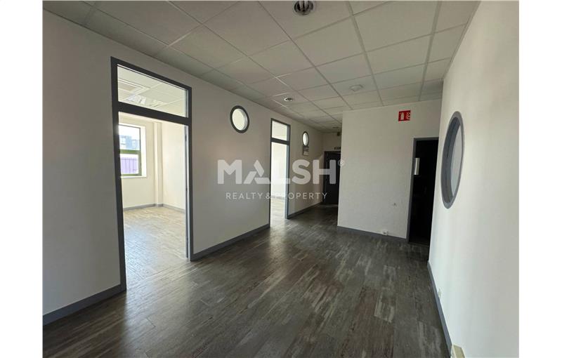 Vente de bureau de 184 m² à Saint-Étienne - 42000 photo - 1