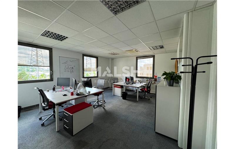 Vente de bureau de 650 m² à Saint-Étienne - 42000 photo - 1