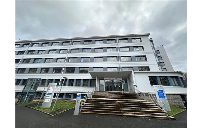 Vente de bureau de 145 m² à Saint-Étienne - 42000 photo - 1