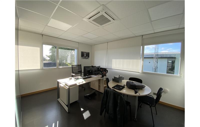 Vente de bureau de 278 m² à Saint-Grégoire - 35760 photo - 1