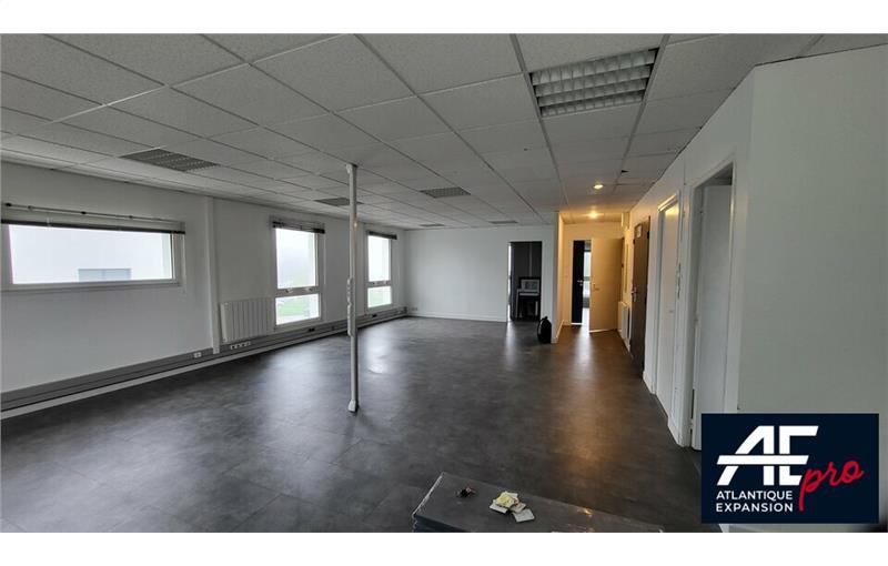 Vente de bureau de 113 m² à Saint-Nazaire - 44600 photo - 1