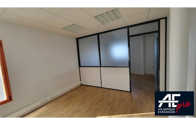 Vente de bureau de 125 m² à Saint-Nazaire - 44600 photo - 1