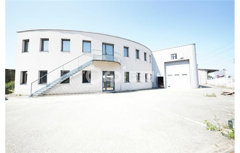 Achat de bureau de 580 m² à Vénissieux - 69200 photo - 1