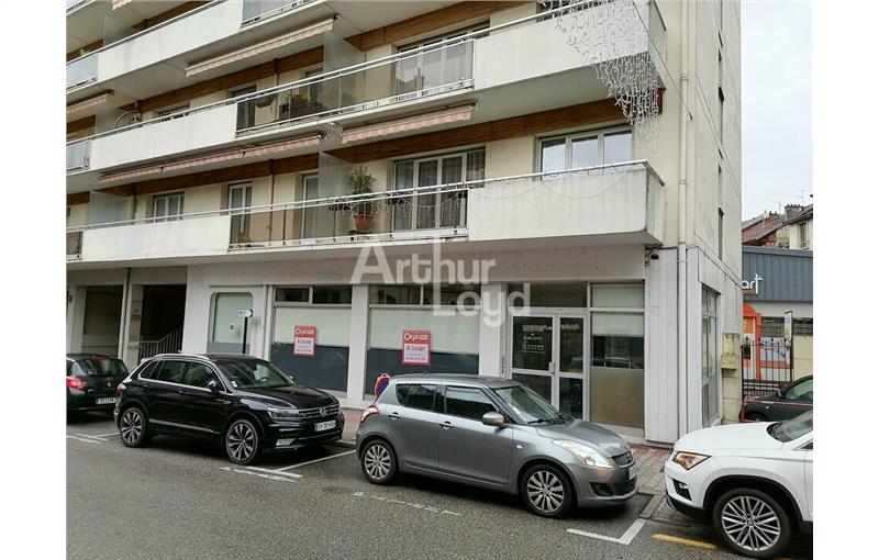 Local commercial en vente de 122 m² à Aix-les-Bains - 73100 photo - 1