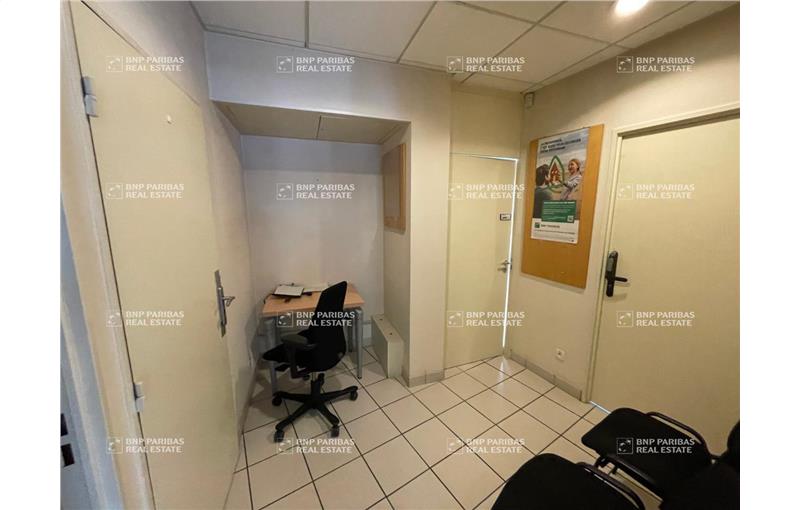 Vente de local commercial de 56 m² à Aix-les-Bains - 73100 photo - 1