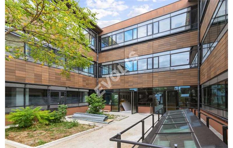 Vente de local commercial de 563 m² à Asnières-sur-Seine - 92600 photo - 1