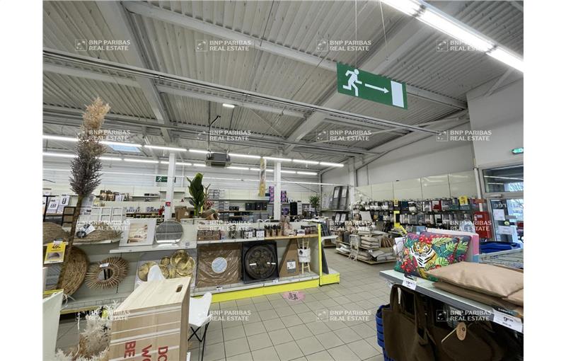 Vente de local commercial de 1 503 m² à Laxou - 54520 photo - 1