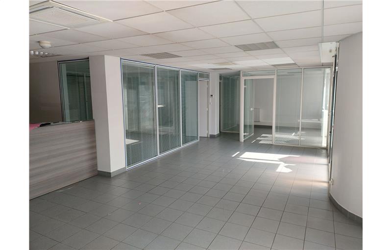 Local commercial en vente de 313 m² à Limoges - 87000 photo - 1