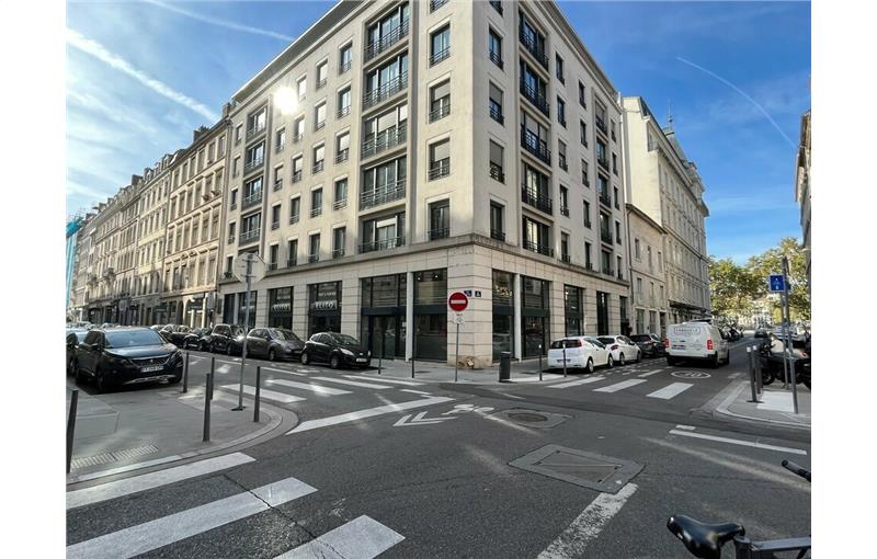 Vente de local commercial de 190 m² à Lyon 6 - 69006 photo - 1