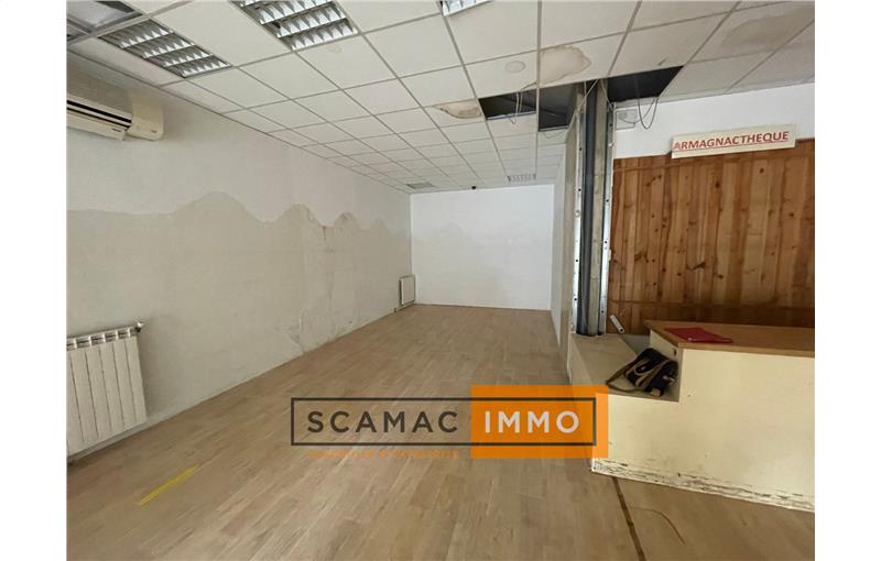 Vente de local commercial de 300 m² à Marseille 4 - 13004 photo - 1