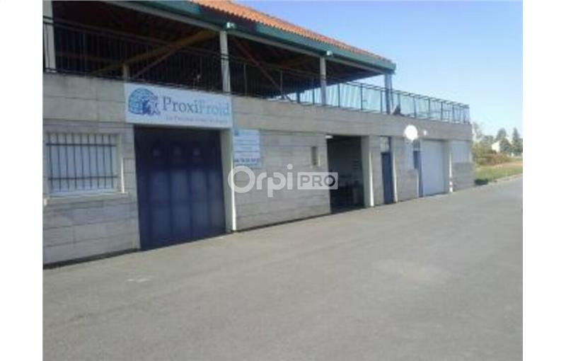 Vente de local commercial de 210 m² à Montluçon - 03100 photo - 1