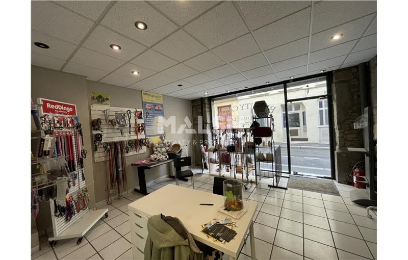 Vente de local commercial de 38 m² à Saint-Étienne - 42000 photo - 1