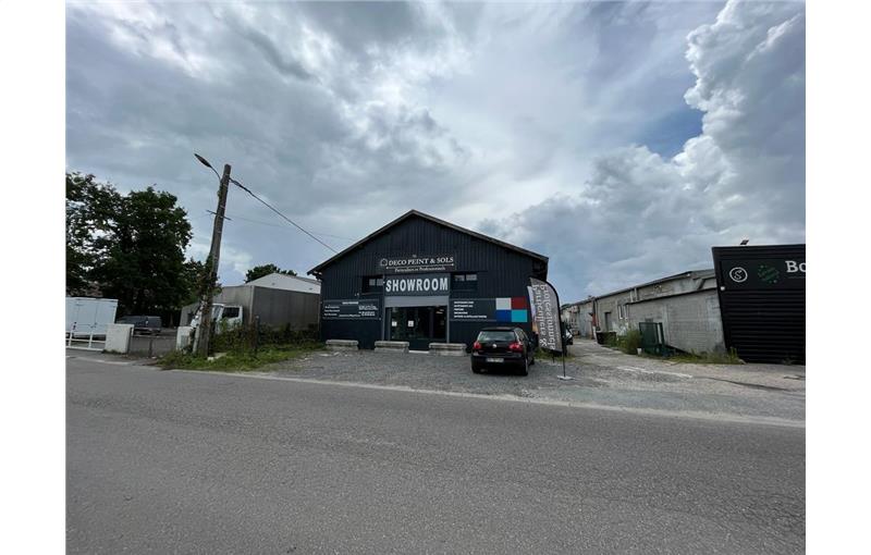 Vente de local commercial de 340 m² à Saint-Jean-d'Illac - 33127 photo - 1