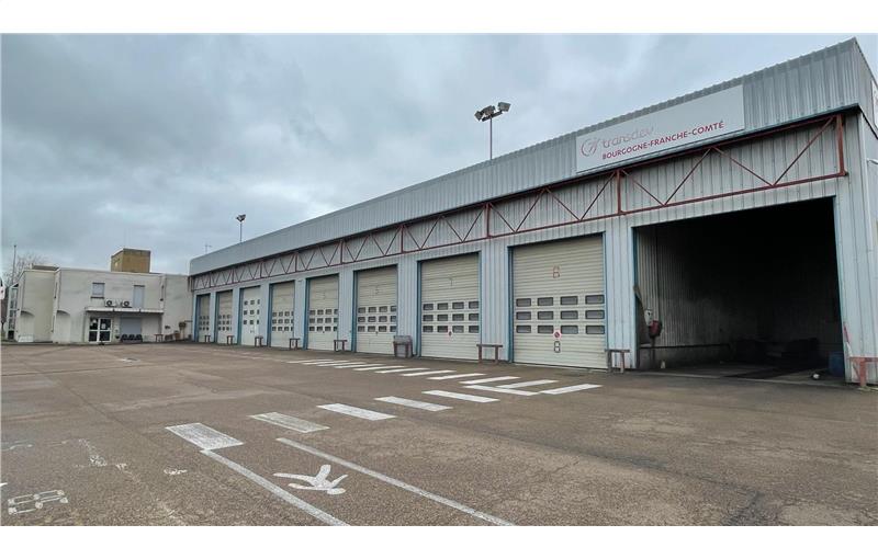 Entrepôt à vendre de 1 575 m² à Auxerre - 89000 photo - 1