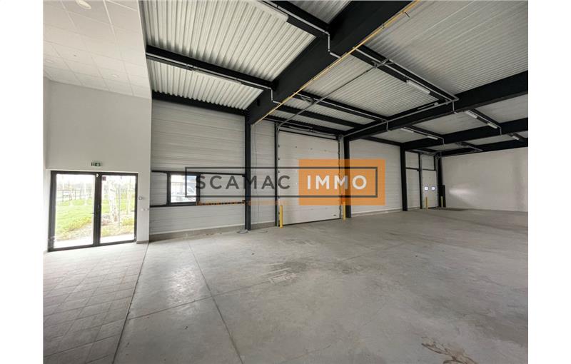 Achat d'entrepôt de 1 275 m² à Bailly-Romainvilliers - 77700 photo - 1