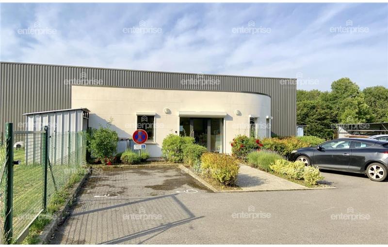 Vente d'entrepôt de 350 m² à Bernaville - 80370 photo - 1