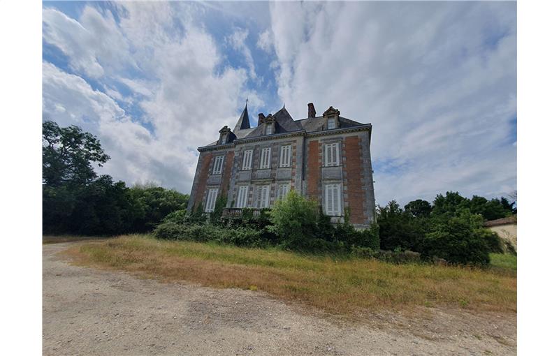 Entrepôt à acheter de 1 974 m² à Beychac-et-Caillau - 33750 photo - 1