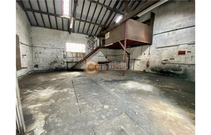 Entrepôt à vendre de 100 m² à Bordeaux - 33000 photo - 1