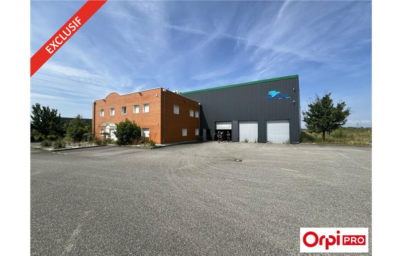 Vente d'entrepôt de 3 310 m² à Châteauneuf-sur-Isère - 26300 photo - 1