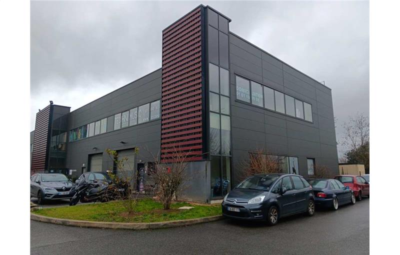 Achat d'entrepôt de 339 m² à Chessy - 77700 photo - 1