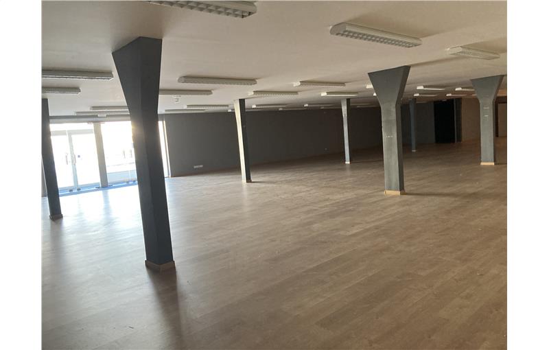 Achat d'entrepôt de 410 m² à Évreux - 27000 photo - 1