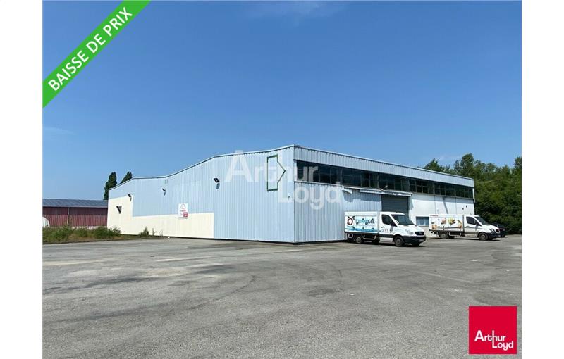 Vente d'entrepôt de 1 200 m² à Fougères - 35300 photo - 1