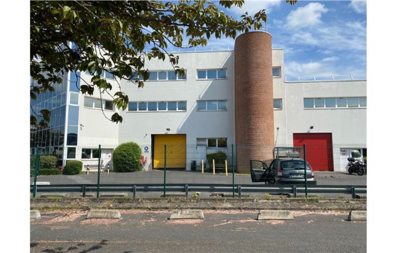 Entrepôt à vendre de 5 118 m² à Gennevilliers - 92230 photo - 1