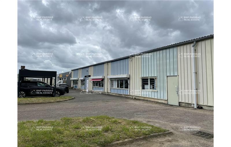 Vente d'entrepôt de 4 796 m² à Honfleur - 14600 photo - 1