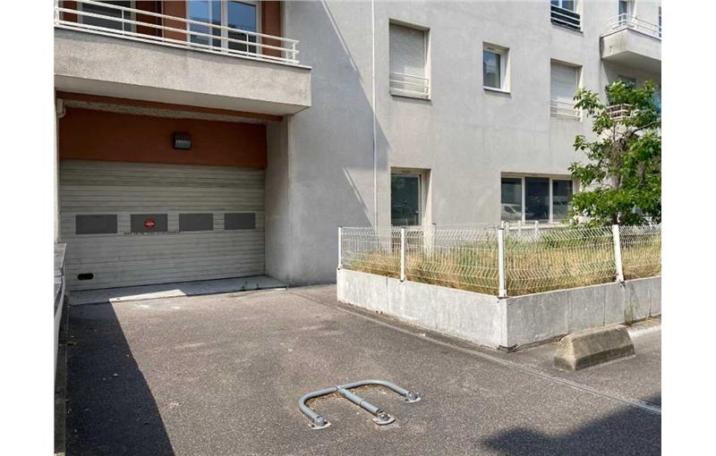 Entrepôt à acheter de 219 m² à La Garenne-Colombes - 92250 photo - 1