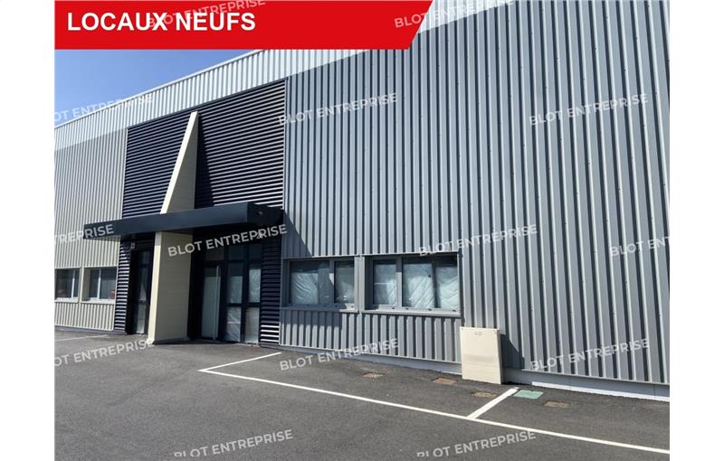 Vente d'entrepôt de 295 m² à La Mézière - 35520 photo - 1