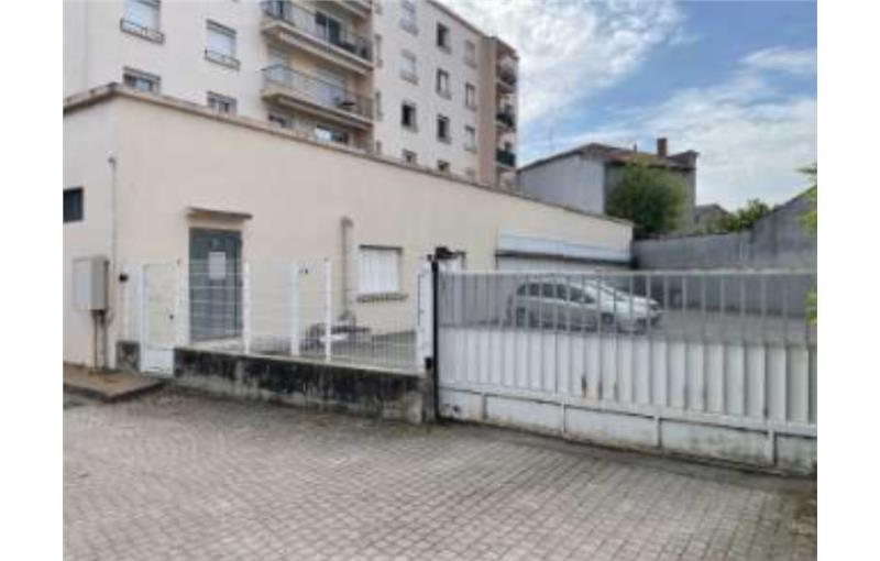 Vente d'entrepôt de 550 m² à Le Coteau - 42120 photo - 1